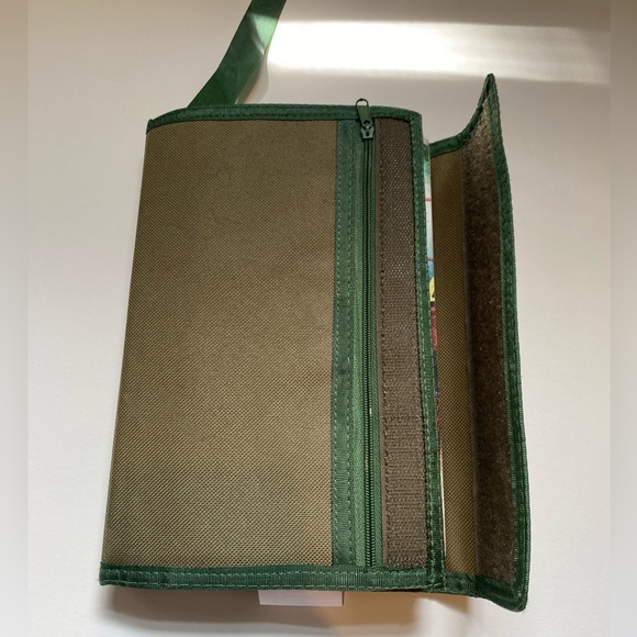 SCOUT The Boy Scout Handbook A Guide to Adventure, A Guidebook for Life BSA 2012 - Picture 4 of 5